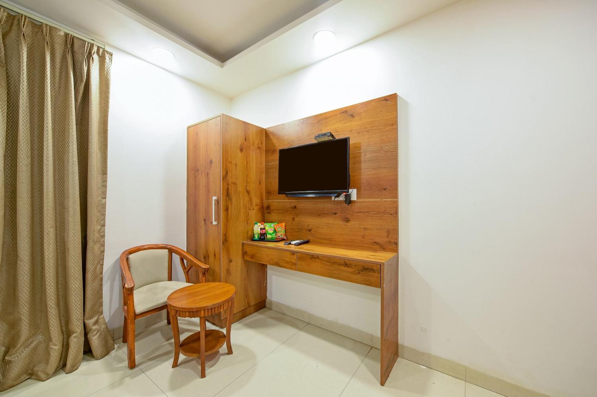Hotel Grand Qubic Near Delhi Airport Neu-Delhi Exterior foto